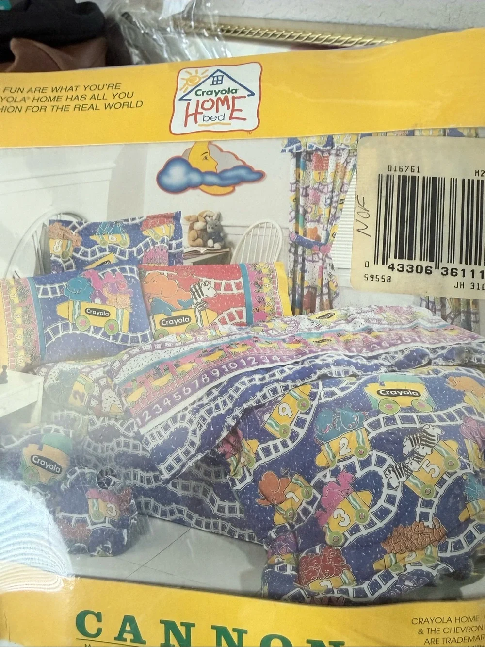 Crayola Twin Sheet Set with Pink, Purple, Yellow Graphics